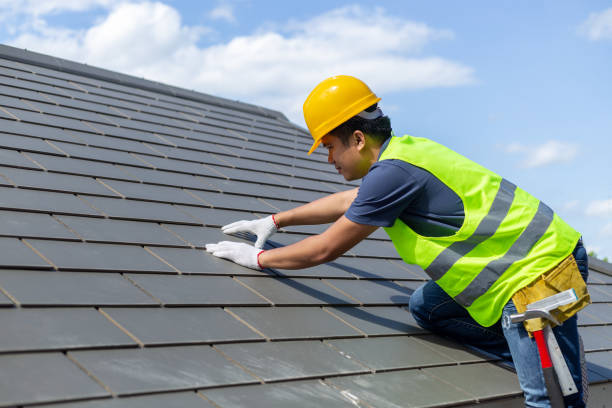 Best Roof Installation  in Trumbull Center, CT